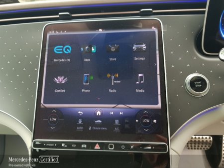 2025 Mercedes-Benz EQE - photo 16