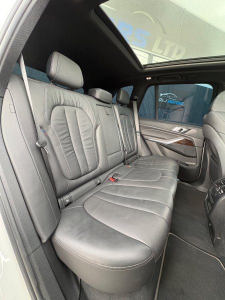 2019 BMW X5 - photo 7