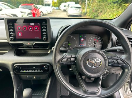 2020 Toyota Yaris - photo 5