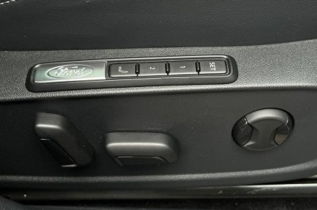 2025 Ford Capri - photo 25