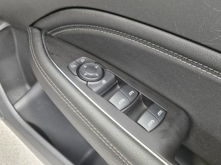 2020 Opel Insignia - photo 8