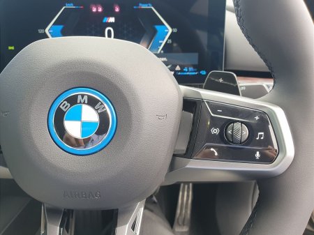 2026 BMW 5-Series - photo 18