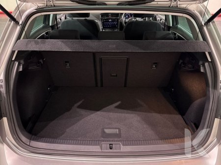 2020 Volkswagen Golf - photo 21