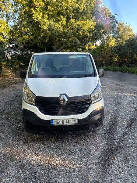 2016 Renault Trafic - photo 2