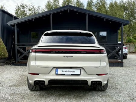 2025 Porsche Cayenne - photo 5