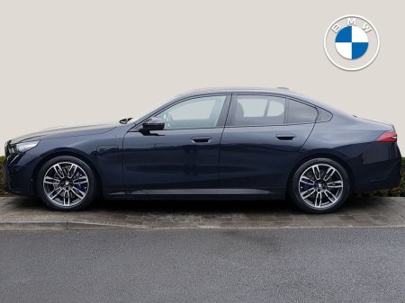 2026 BMW 5-Series - photo 3