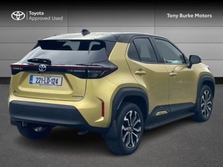 2022 Toyota Yaris Cross - photo 2