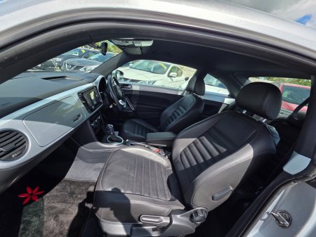 2014 Volkswagen Beetle - photo 9