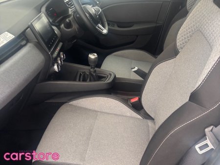 2024 Renault Clio - photo 12