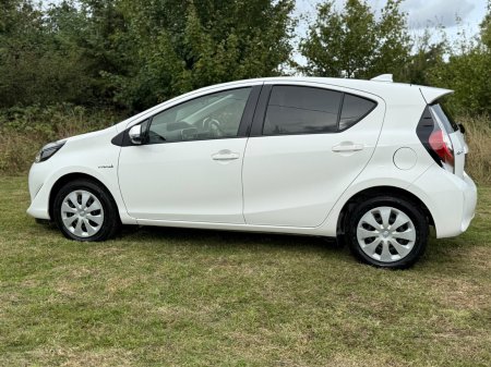 2018 Toyota Aqua - photo 7
