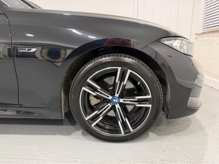 2022 BMW 3-Series - photo 24