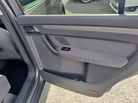 2012 Volkswagen Touran - photo 15