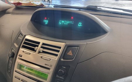 2007 Toyota Yaris - photo 13
