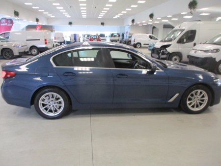 2023 BMW 5-Series - photo 5