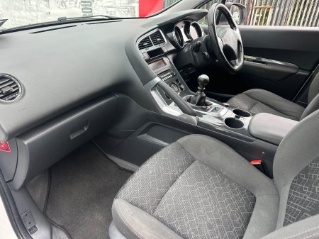 2016 Peugeot 3008 - photo 25