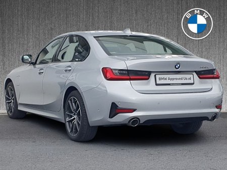 2021 BMW 3-Series - photo 2