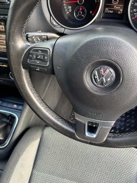 2011 Volkswagen Golf - photo 15