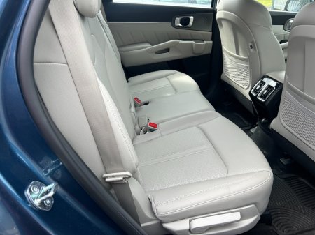 2023 Kia Sorento - photo 8