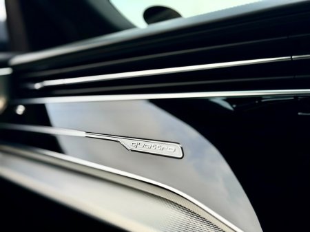 2020 Audi RS Q8 - photo 17