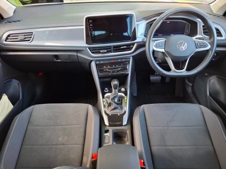 2024 Volkswagen T-Roc - photo 3