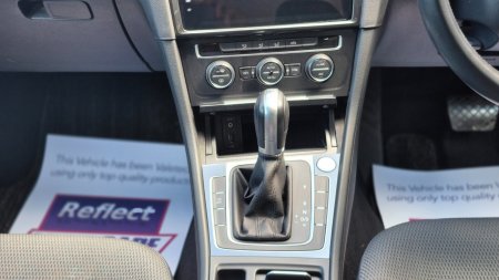 2019 Volkswagen Golf - photo 16