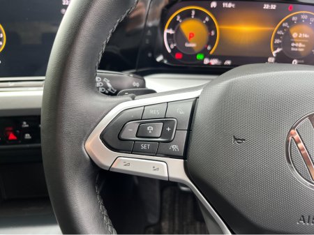 2024 Volkswagen Golf - photo 21
