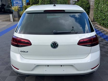 2021 Volkswagen Golf - photo 16