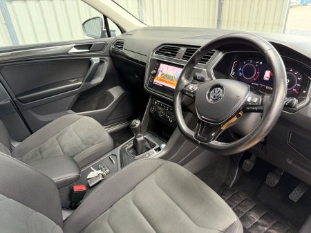 2019 Volkswagen Tiguan - photo 5