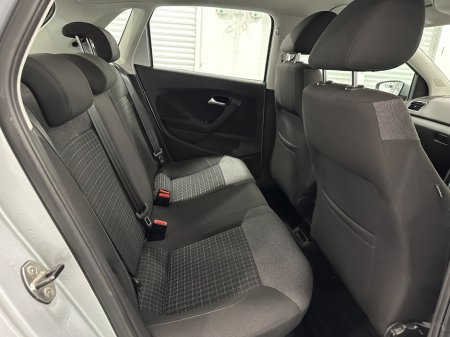 2016 Volkswagen Polo - photo 32