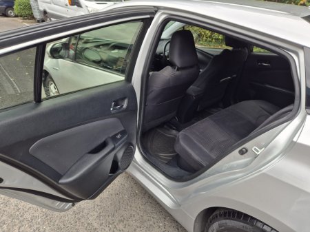 2016 Toyota Prius - photo 19
