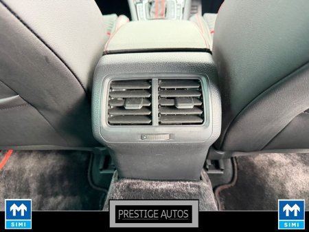 2020 Volkswagen Golf - photo 31