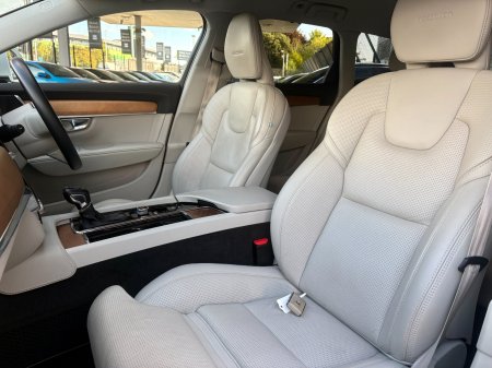 2020 Volvo V90 - photo 20