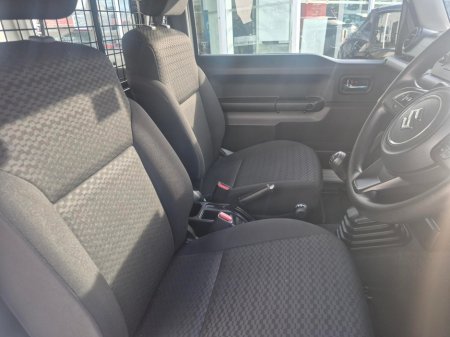 2023 Suzuki Jimny - photo 7