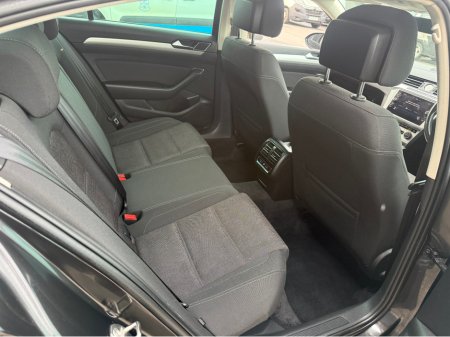 2018 Volkswagen Passat - photo 6