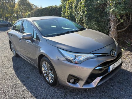 2015 Toyota Avensis - photo 2