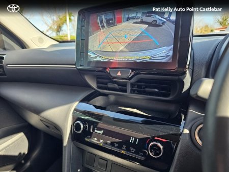 2025 Toyota Yaris Cross - photo 14