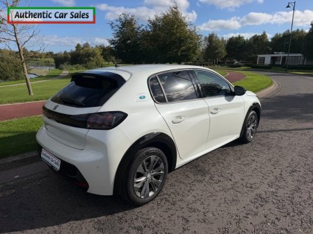 2022 Peugeot 208 - photo 7