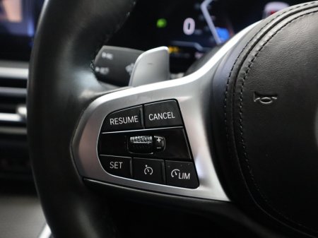 2023 BMW 3-Series - photo 12