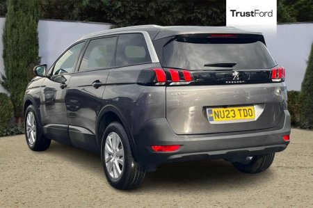 2023 Peugeot 5008 - photo 2