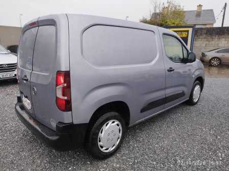2020 Vauxhall Combo - photo 4