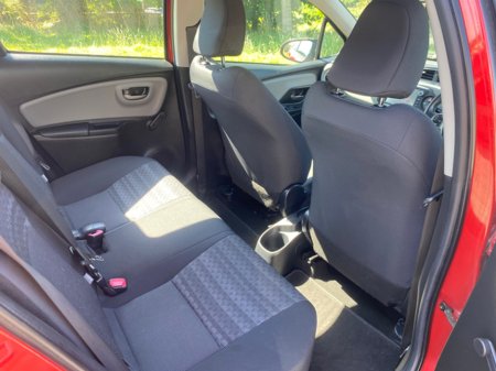 2016 Toyota Yaris - photo 15