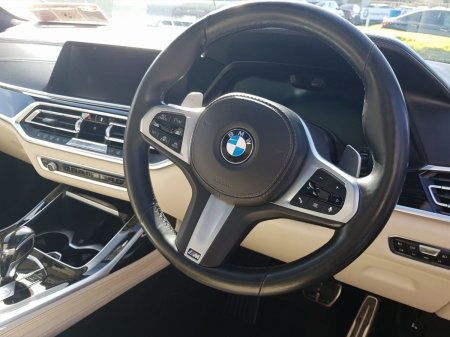 2020 BMW X7 - photo 6