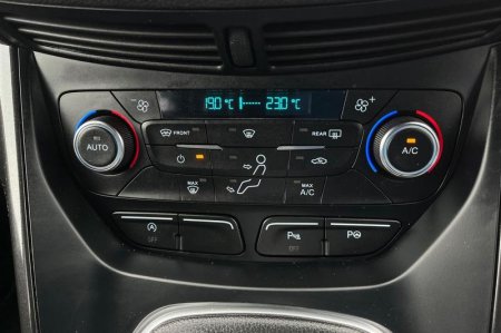 2017 Ford Kuga - photo 35