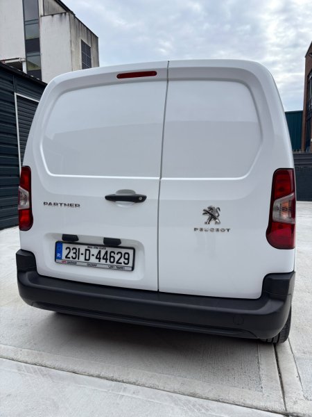 2023 Peugeot Partner - photo 10