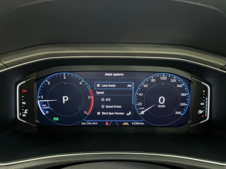 2020 Volkswagen T-Roc - photo 24