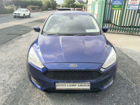 2015 Ford Focus - photo 2