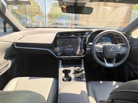 2026 Lexus RZ - photo 12