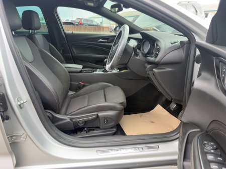 2017 Vauxhall Insignia - photo 11