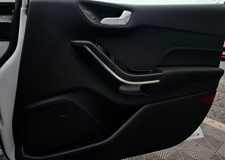 2019 Ford Fiesta - photo 17