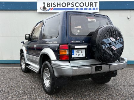 1996 Mitsubishi Pajero - photo 10